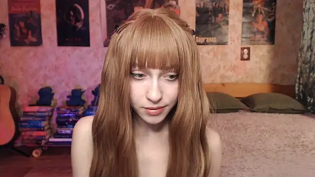 Friendly Ellie online show from February 5, 11:19 pm