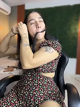 Amandanauty online show from January 15, 6:08 am