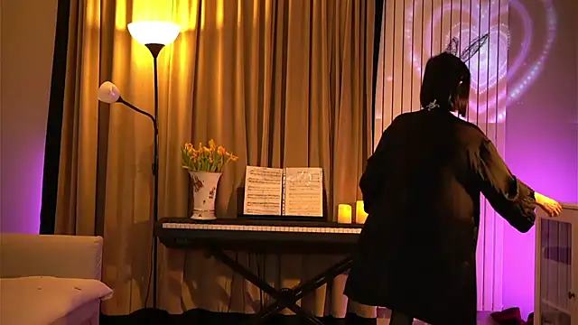 Your Nicolett online show from March 16, 1:19 am