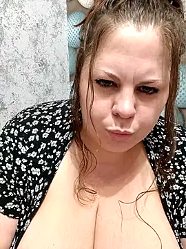 Ginabig online show from February 17, 4:28 pm