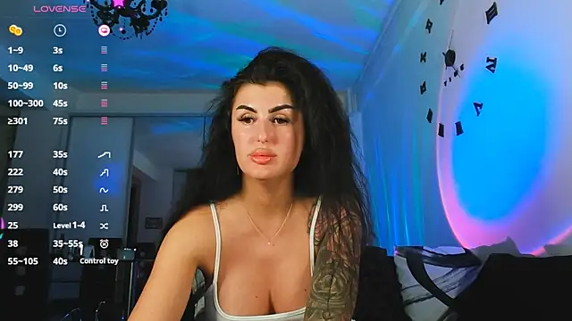 Snapshot of MichelleSwanX chatting on September 26, 6:05 pm MichelleSwanX online show from September 26, 6:05 pm