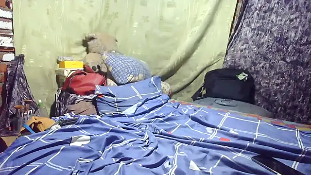 sexxy Alora online show from April 28, 12:09 pm