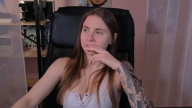  AnnaStark  online show from October 8, 7:29 pm