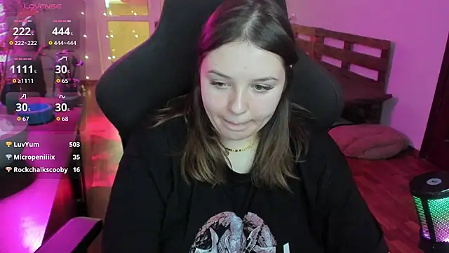 XNirvanaX online show from February 15, 7:51 am