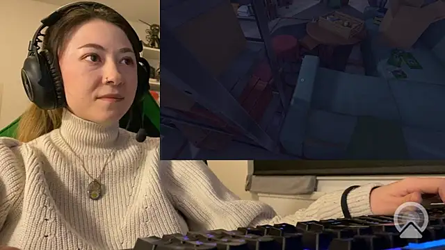 chibi moon  online show from April 14, 7:58 pm