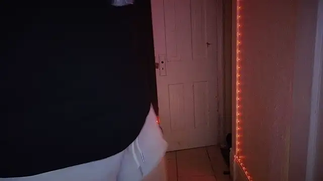 drizzypeach602 online show from October 31, 6:04 am