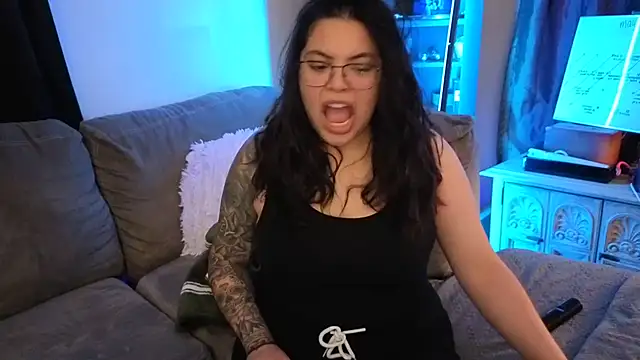drizzypeach602 online show from May 20, 2:52 am