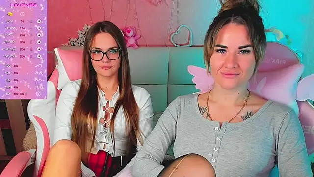 ivannatompsonnn online show from May 3, 3:32 am