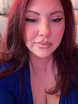 CurvyKimmy1 online show from May 23, 11:30 am