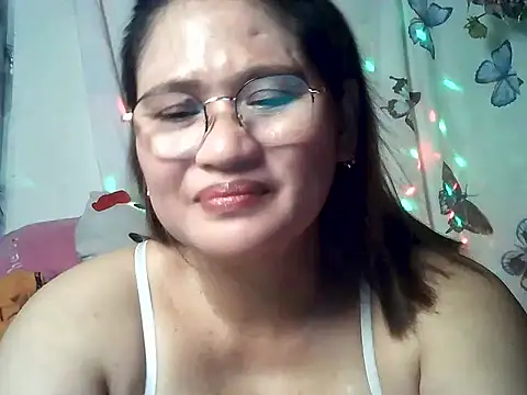 Amazing Angel22 online show from April 4, 3:11 pm