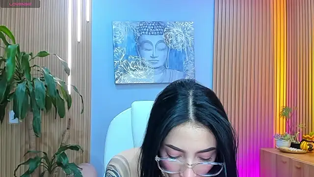 barbie scoth  online show from May 3, 10:57 pm