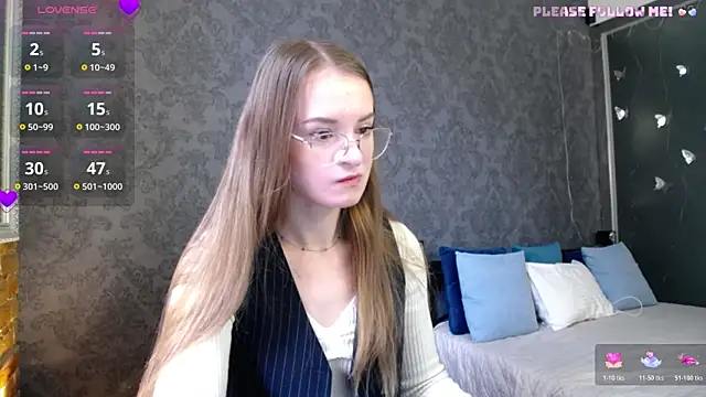 KateJonson online show from April 9, 6:52 am