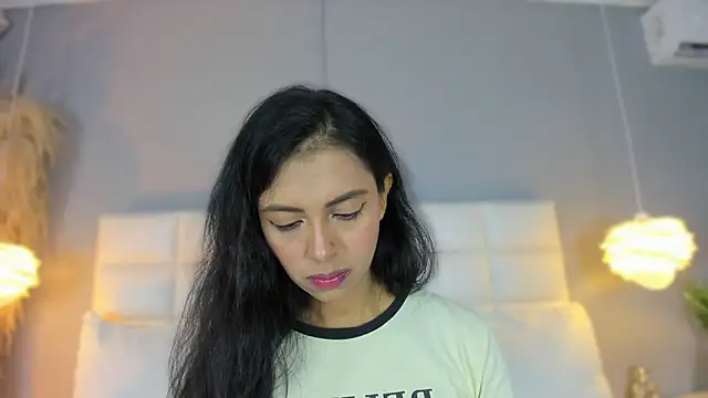  BunnyNaugthy online show from May 23, 11:03 pm