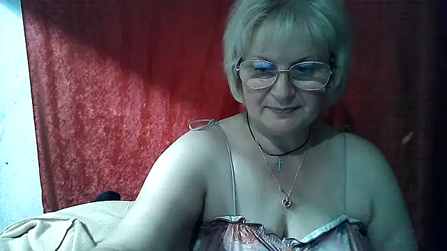 Gina Marlyn online show from May 10, 8:00 pm