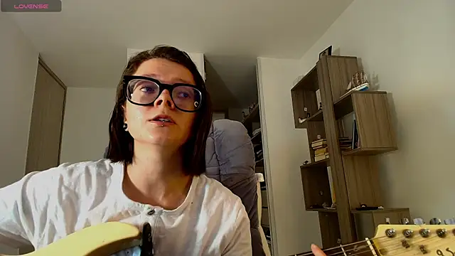 Arya starrk online show from November 21, 3:03 pm