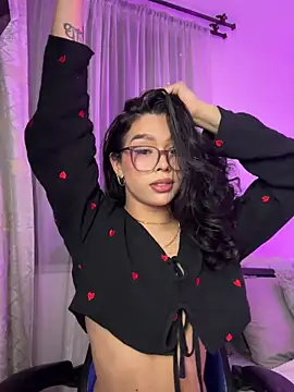 Samantha Bernardo online show from May 25, 2:54 am