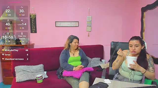 lesbiancuple online show from November 16, 2:06 pm