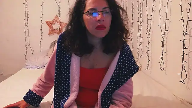 SquirtyMellissaLabia online show from October 26, 4:19 am