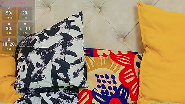 KarinaNoir online show from November 26, 5:30 am