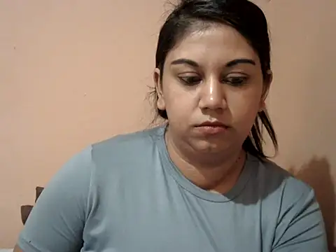 bellachow10 online show from May 20, 7:38 am