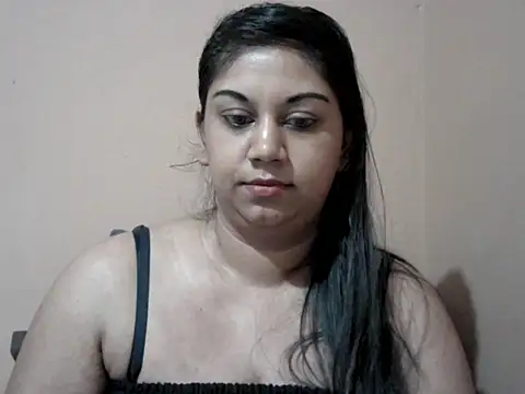 bellachow10 online show from May 13, 9:04 am