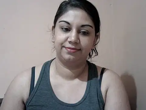 bellachow10 online show from May 7, 7:56 am
