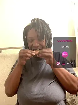 markquanna online show from May 24, 9:30 am