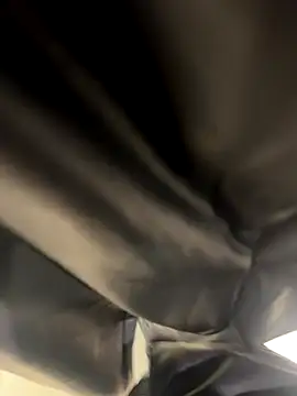 CrazzyChicks online show from November 30, 9:13 am