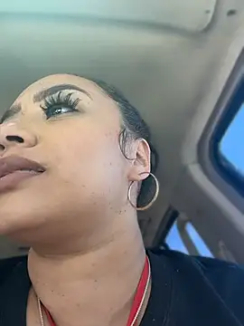 CarmelaAnthony online show from May 19, 8:49 pm