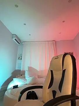 IvyHoney online show from September 9, 1:44 pm