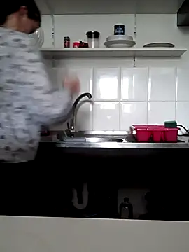 Lina Belge online show from April 10, 1:39 pm