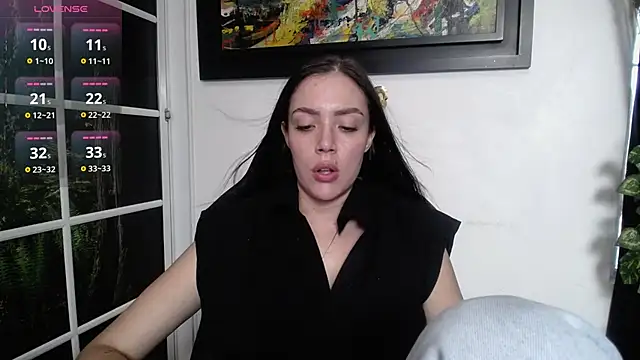 brianna 196 online show from May 6, 8:13 pm