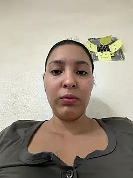 mariatudulceadiccion online show from May 15, 5:22 am