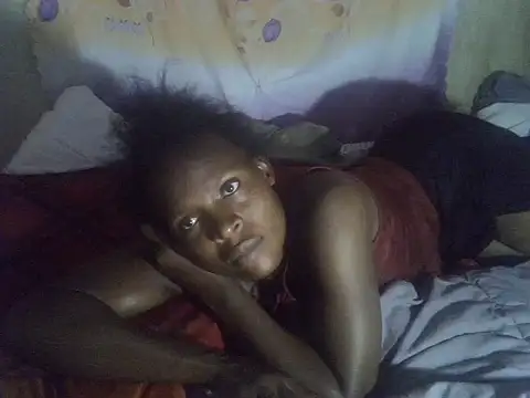 cute-shamza online show from May 18, 4:07 am
