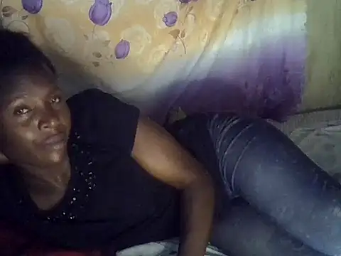 cute-shamza online show from May 7, 6:22 pm