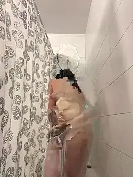 sweetest pie online show from March 4, 8:15 pm