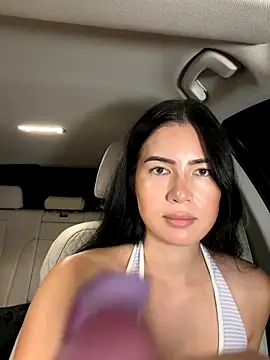 clairewntr online show from October 20, 8:12 pm