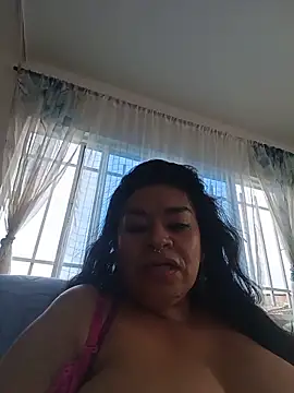 karlablue  online show from May 26, 10:31 pm