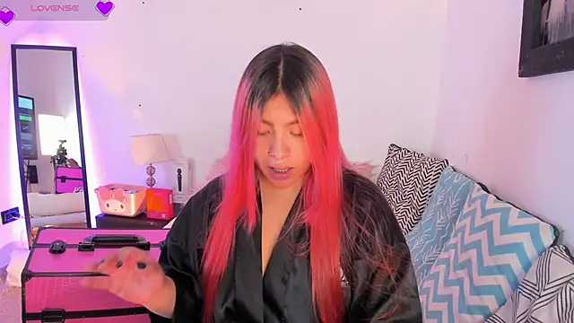 SophieRossi online show from October 21, 1:26 pm