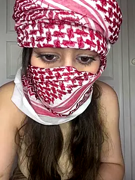 Snapshot of arabiaAna chatting on September 20, 1:59 am arabiaAna online show from September 20, 1:59 am