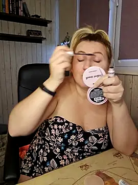 Marushka online show from December 19, 1:58 pm