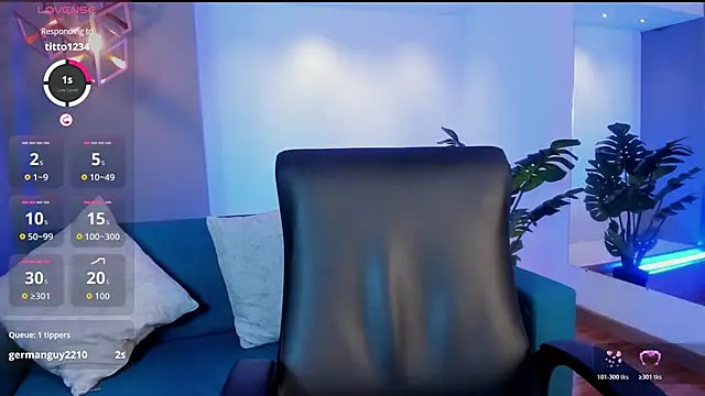 miataylorr1 online show from February 13, 12:29 pm