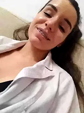 baby sweet girl  online show from February 1, 11:14 pm