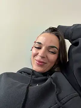 Bad Giorgia online show from October 19, 4:53 pm