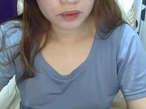    zurIII09  online show from May 23, 9:07 am