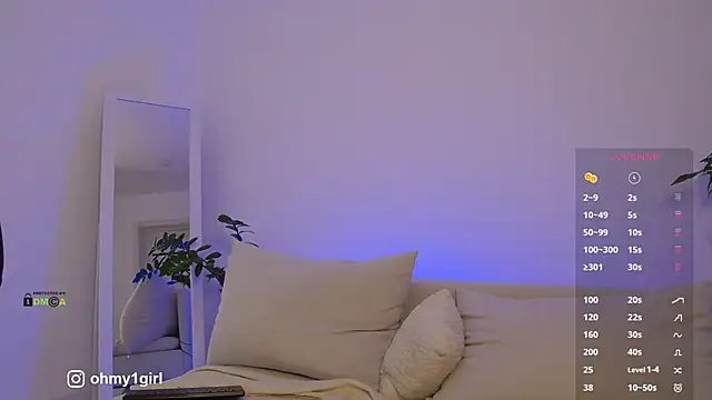 Fallinlove1 online show from January 12, 2:44 pm