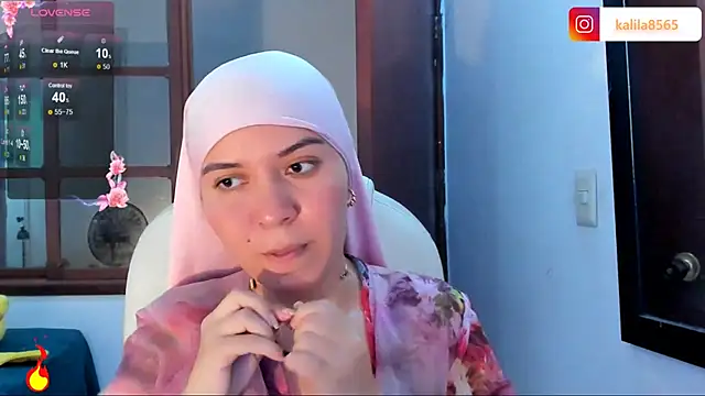 MatchedEyebrow online show from October 23, 9:21 pm