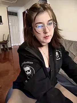 HunnyyLove online show from October 6, 4:34 pm