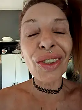 FrozenWaffle online show from December 15, 8:14 pm