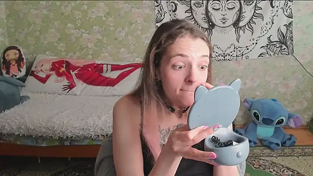 Cutie Adelia online show from May 22, 9:18 am